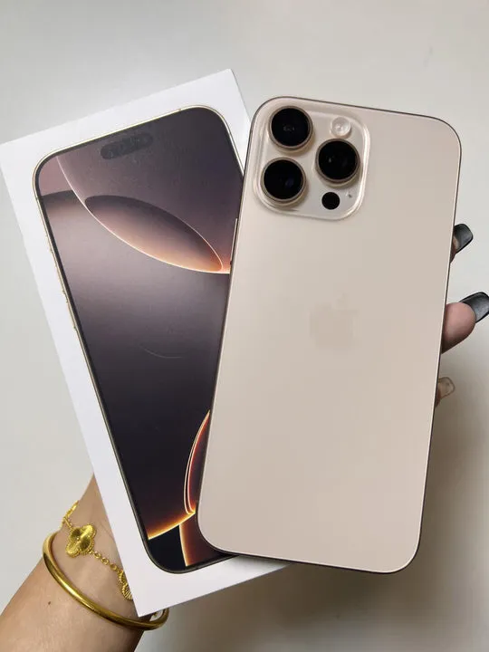 16 برو ماكس  iPhone 16 Pro Max