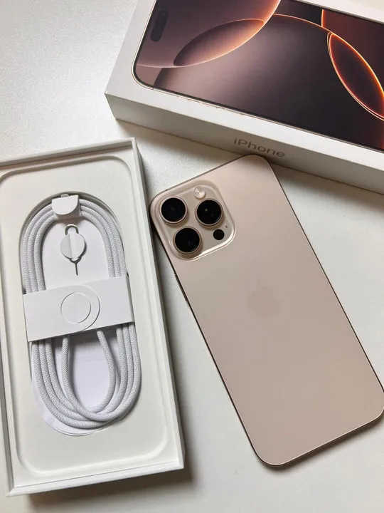 16 برو ماكس  iPhone 16 Pro Max