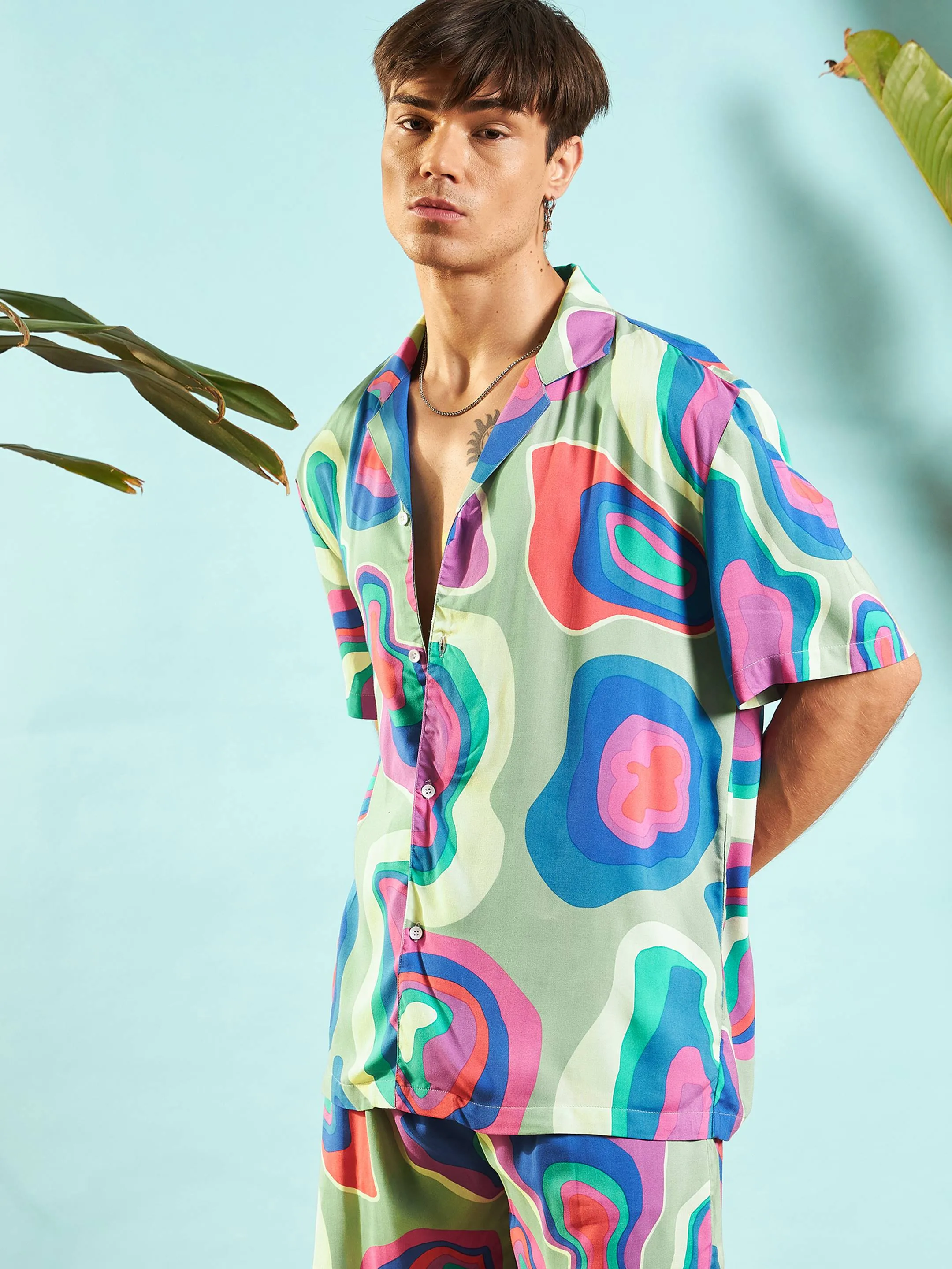 Men Grey & Blue Abstract Print Relax Fit Shirt