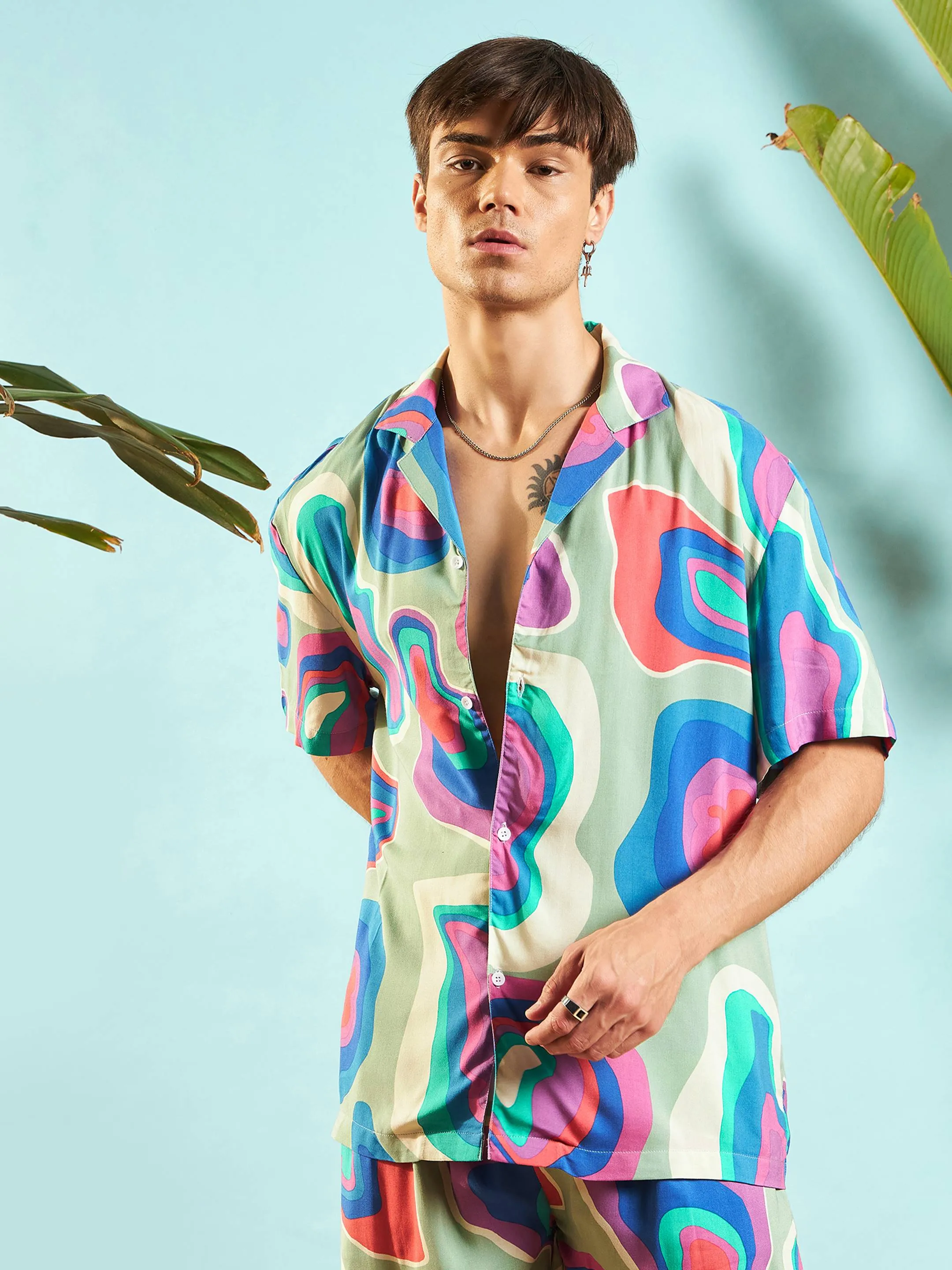 Men Grey & Blue Abstract Print Relax Fit Shirt