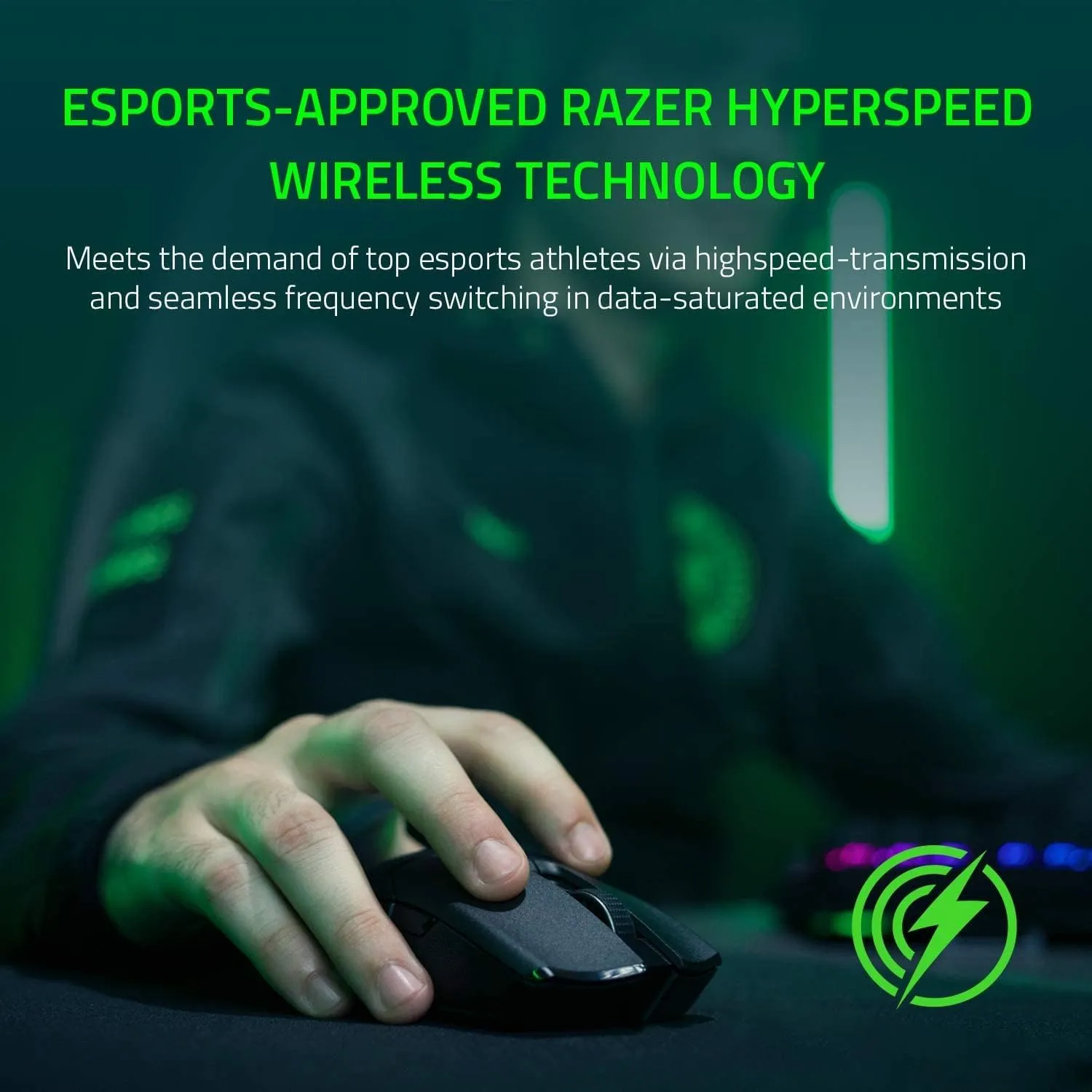 Razer Viper Ultimate with Charging Dock - Ambidextrous Esports Gaming Mouse Powered by HyperSpeed Wireless Technology (Focus  20K Optical Sensor, 74g Lightweight, RGB Chroma) Black